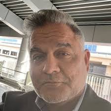 Barry Bonder's Instagram, Twitter & Facebook