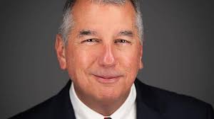 Denise Shaw, AINS, AIS, API, ACS, PLCS