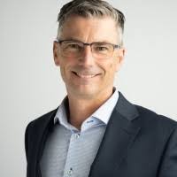 30+ "Steven Peng" profiles