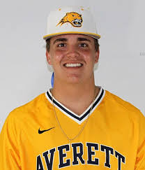 Baseball falls in mid-week matchup against Lynchburg