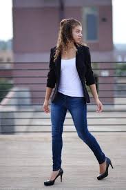 Black Blazer And Jeans Woman 10 No Fail Outfit Formulas My Chic Obsession Black Blazer Outfit Blazers For Women Trendy Clothes For Women