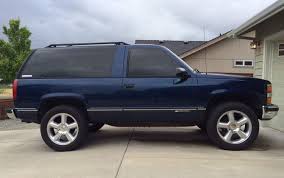 1996 Chevrolet Tahoe 4wd 2dr Bridgestone Dueler H L Alenza 275 55r20 733 Chevy Tahoe Chevrolet Tahoe Chevrolet