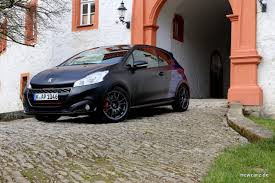 The final production version of the peugeot 208 gti has been shown at the paris motor show, a model which promises to regenerating the values of the iconic 205 gti. Peugeot 208 Gti By Peugeot Sport Giftzwerg Und Schmuckstuck Newcarz De