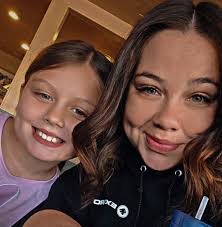 Where to find daily fresh baked dutch apple pie in Vernal?