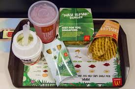I took an oath i will not leave the place without having a beef burger. Mcdonald S Nasi Lemak Burger The New Sambal Sauce Coconut Flavoured Chicken Thigh Patty Is The Chain S Best Special Item In Sg Thus Far Sethlui Com