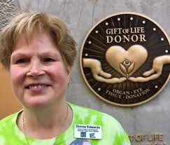 💗 Last week, as part of #OrganDonationWeek, a new organ donation memorial  was unveiled at Princess Royal University Hospital (PRUH). The memorial,  designed by Camberwell College of Arts, UAL: University of the