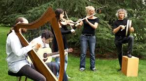 Irish traditional music (also known as irish trad, irish folk music, and other variants) is a genre of folk music that developed in ireland. Traditional Irish Music By The Ghillie S Danse Kesh Jig Eddy Kelly Jig Et Drowsy Maggie Youtube
