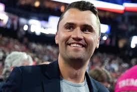 Record day yesterday (495) at the Spring Hill Library for early voting 🎉  Total throughout Hernando unofficial turnout was 5,872 and by mail 13,366.  We have 140,635 😯registered voters so those of