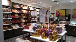 San francisco premium outlets® is located just 40 miles from downtown san francisco in california's oldest wine region; Godiva San Francisco Premium Outlets Livermore Ca 2 Advanced Retail Construction Inc