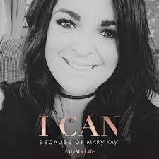 Mary Deblois's Instagram, Twitter & Facebook