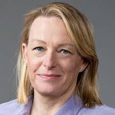 Veronica Painter's Instagram, Twitter & Facebook