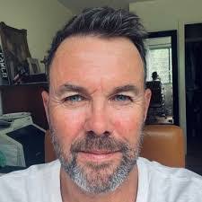 Bruce Weaver's Instagram, Twitter & Facebook