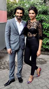 Ranveer Singh Deepika Padukone During Ram Leela Promotions Bollywood Fashion Style Beau Deepika Padukone Style Bollywood Fashion Bollywood Celebrities