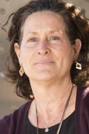 Lynn Berner's Instagram, Twitter & Facebook