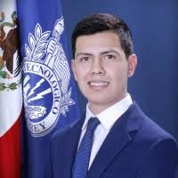 8 "Fernando Pamanes" profiles