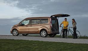 Gününüze daha çok şey katın. Ford Grand Tourneo Connect 7 Sitzer Autos