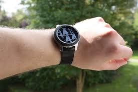 The description of galaxy wearable app the galaxy wearable application connects your wearable devices to your mobile device. Galaxy Wearable App Erhalt Update Mit One Ui Look All About Samsung