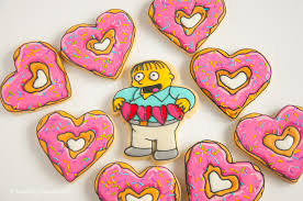 It originally aired on the fox network in the united states on february 11, 1993. Ralph Wiggum Simpsons Heart Doughnut Valentines Cookies Cookie Connection