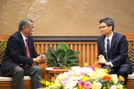 Nghi phạm nguyễn hữu linh trong vụ dâm ô trẻ em trong thang máy ở tp.hcm, tháng 4/2019. Apo Secretary General Visits Vietnam News