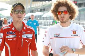 In fourth position during lap two, simoncelli's bike lost traction in turn 11 and it started to slide towards the gravel, but the tires regained. Valentino Rossi Mourns Younger Brother Marco Simoncelli Mcn