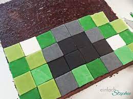 Once placed the player can eat 6 slices of cake which reduces hunger by 1 each time. Minecraft Torte Selbst Backen Einfach Stephie