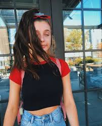 Maybe you would like to learn more about one of these? 21 Emma Chamberlain Ideas In 2021 Emma Chamberlain Chamberlain Emma