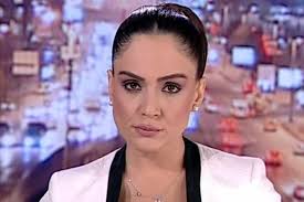 Trt türk'te program sunuculuğu yapmaya başlayan buket aydın, 2011'de ntv'ye transfer oldu. Buket Aydin Kimdir Buket Aydin Dogumu Buket Aydin Oglu Buket Aydin Kizi Buket Aydin Esi Buket