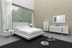 Don't have a huge furniture and interior design budget? Modrest Voco Modern White Bedroom Set