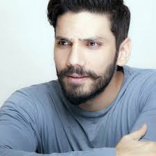 Man Crush Monday (mcm) Vipul Gupta aka Samarth He is handsome, kindhearted  and smart. He was always there for his wife, right from when they were kids.