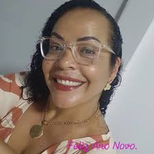 Lembre-se de que Cillian Murphy é irlandês e que, durante o conflito de  independência de seu país, a realeza britânica ordenou que mirassem e  enchessem de chumbo todos os homens de Tipperary