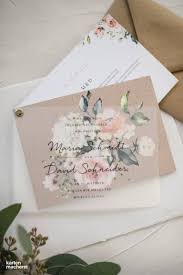 Hochzeitseinladung Soft Florals In 2020 Hochzeitseinladung Einladung Goldene Hochzeit Papeterie Hochzeit