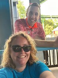 Ken Belles's Instagram, Twitter & Facebook