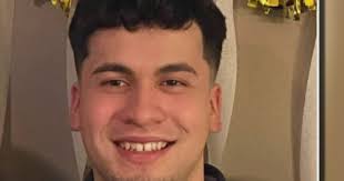 Abel Rosiles's Instagram, Twitter & Facebook