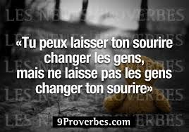 Ton Sourire Citation Sur Le Sourire Et La Joie De Vivre Tu Peux Laisser Ton Sourire Changer Les Gens Mais Ne Laisse Pas Les Gens Changer Ton Sourire Citation Citation Pensee Mots Sympas