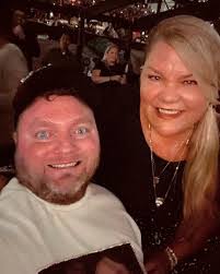 Chris Mccraw's Instagram, Twitter & Facebook