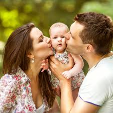Resultado de imagen para IMAGENES DE UNA PAREJA PAPA MAMA E HIJO
