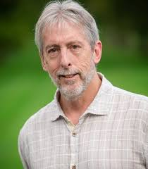 Kenneth Roberts's Instagram, Twitter & Facebook