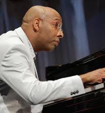 Larry Harbison's Instagram, Twitter & Facebook