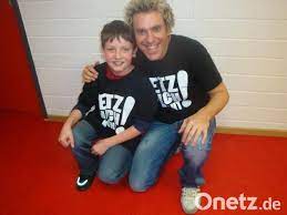 1,288,227 likes · 14,602 talking about this. Interview Mit Puppet Comedy Star Fur Nico Heimerl Erfullte Sich Ein Traum Treff Mit Sascha Grammel In Kemnath Onetz