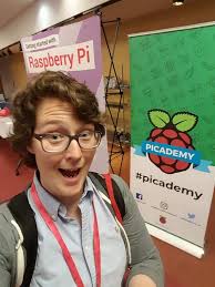 Lisa Rode's Instagram, Twitter & Facebook