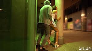 Немка на шпильках раздевается штаны для траха