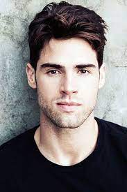 Beauty Secrets From Male Models Big Forehead Hairstyles Men Mens Hairstyles Medium Mens Hairstyles Short