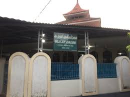 Silsilah syaikh nawawi al bantani hinga baginda nabi besar muhammad saw اللهم صل على سيدنا محمد واله وصحبه وسلم banyak. Syekh Nawawi Albantani Debu Di Kaki Penuntut Ilmu Radarbanten Co Id