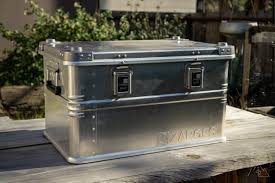 This video reviews the basic things to consider when designing a camping kitchen chuck box. The Ultimate 2 Person Camp Kitchen Overland Storage Box Full Guide