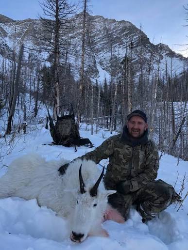 Hunting a record class rocky mountain billy goat in British Columbia