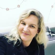 happy national smile day. 😀 i have a lot to smile about nowadays. after a  decade of battling depression, this is the BEST i've felt mentally in my 31  years of life.