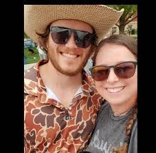 Amber Pontious's Instagram, Twitter & Facebook