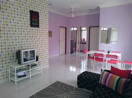 Terletak hanyalah 30 minit pemanduan dari kuala lumpur, daun retreats adalah destinasi yang perlu anda tuju sekiranya ingin lari dari beban hidup di kota secepat yang mungkin. Homestay Kuala Terengganu Homestay D Chendering Kuala Terengganu Murah Berbaloi Selesa