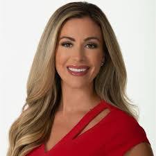 Dina Morelli's Instagram, Twitter & Facebook