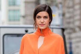 Gestern postete marie nasemann ein überraschendes foto mit einem positiven schwangerschaftstest in der hand. Marie Nasemann Tranenreiches Babyblues Posting Gala De